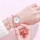 ピンク （腕時計だけ）