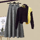 ブラック/ニット・セーター+グレー/スカート